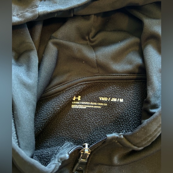 Size Youth Medium Under Armour Zip up sweater - Picture 2 of 2